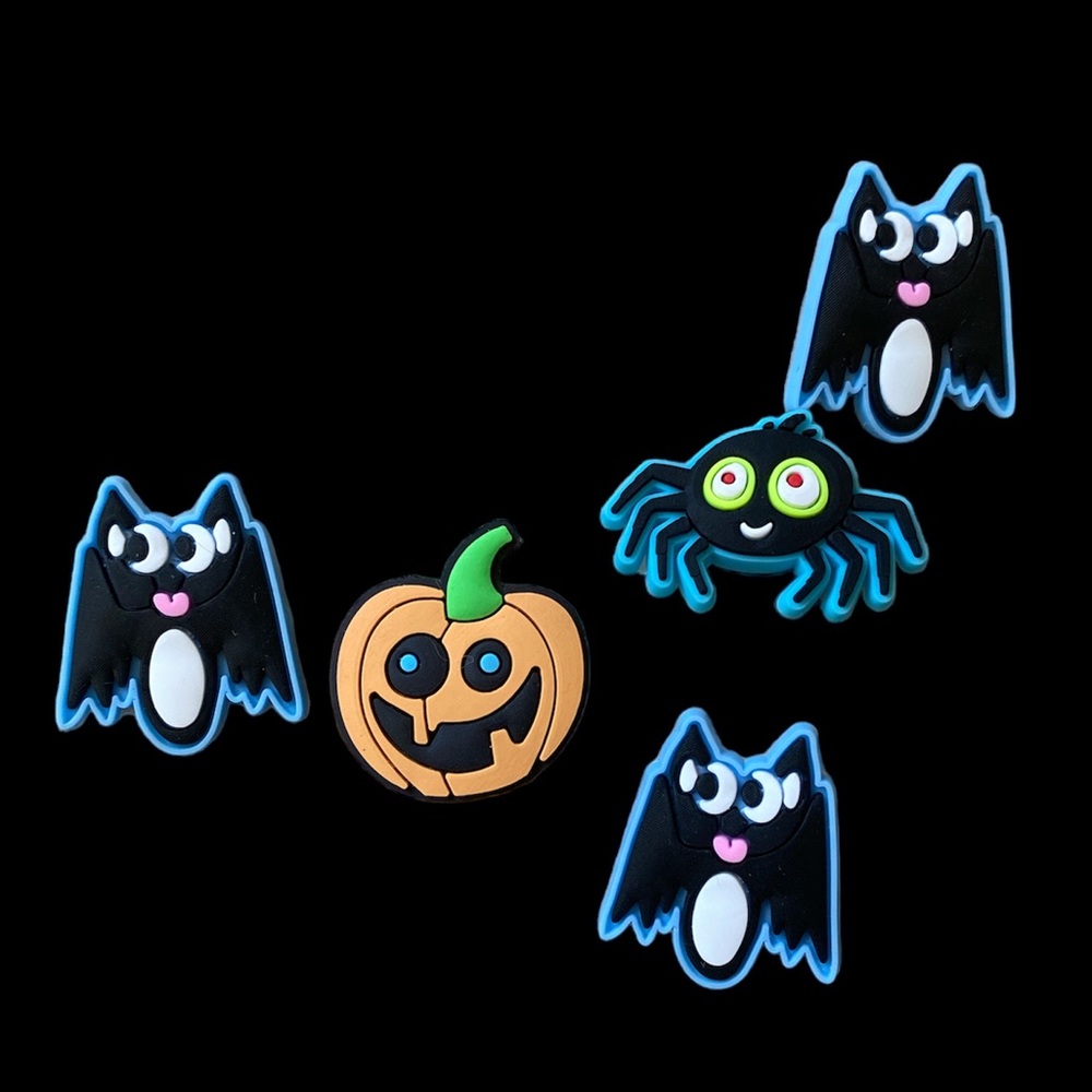 🆕Halloween Jibbitz Shoe/Bracelet Charms (5) 🦇 🎃 🕷️